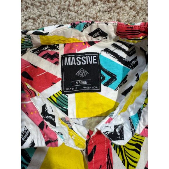 MASSIVE 80's/90's Vibe shirt, size Medium, RETRO, Vintage, 100% cotton - Picture 5 of 8